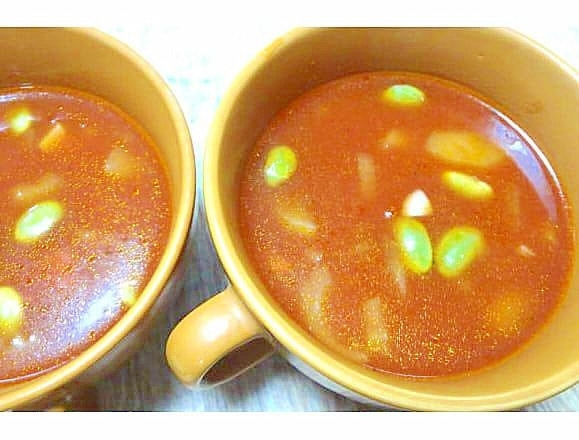 枝豆を入れたミネストローネ風スープ