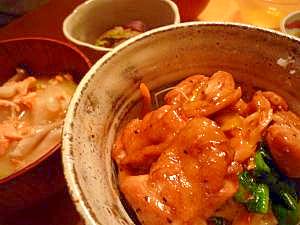 ご飯が足りなくなる☆照り焼きチキンのビビンバ風丼