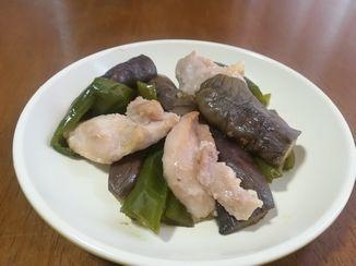 鶏肉となすとピーマンの煮浸し