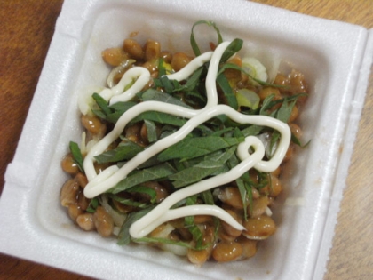 納豆の食べ方-大葉＆マヨネーズ♪