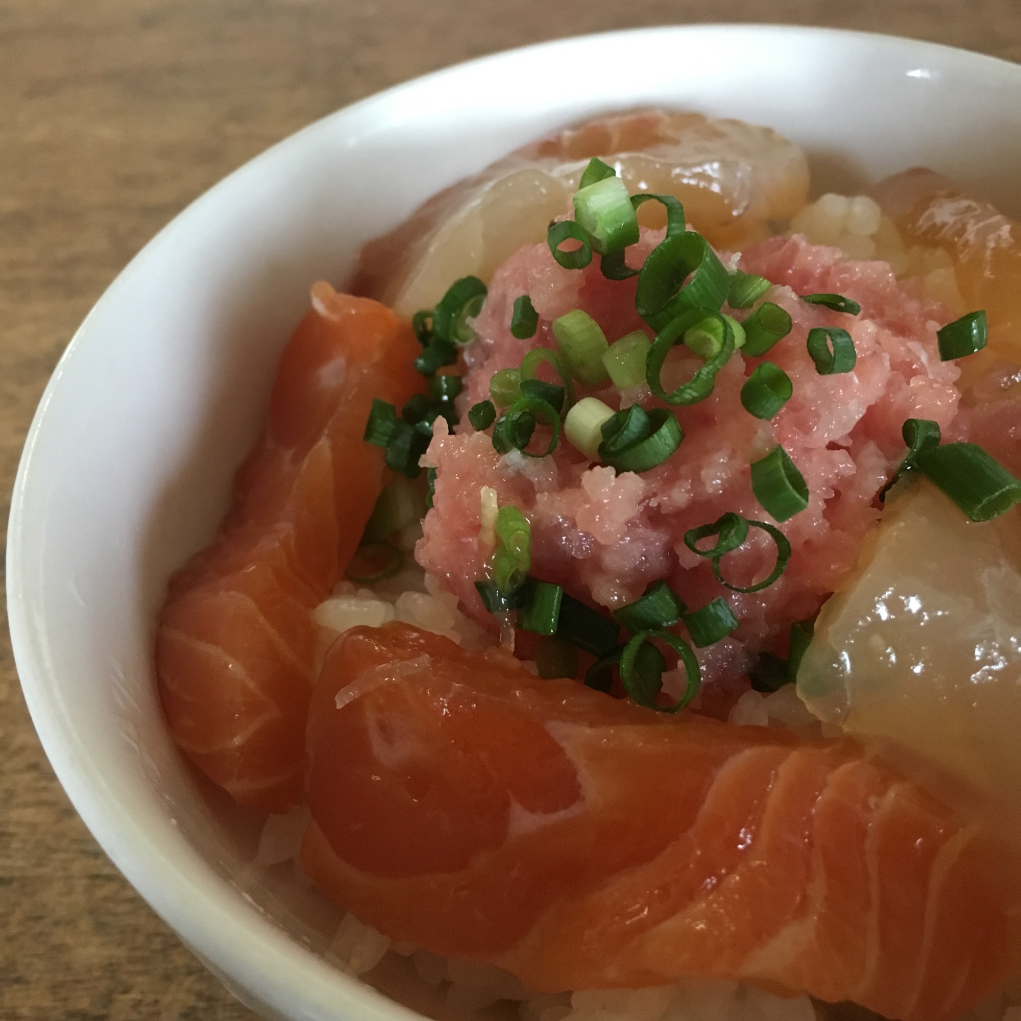 海鮮漬け丼