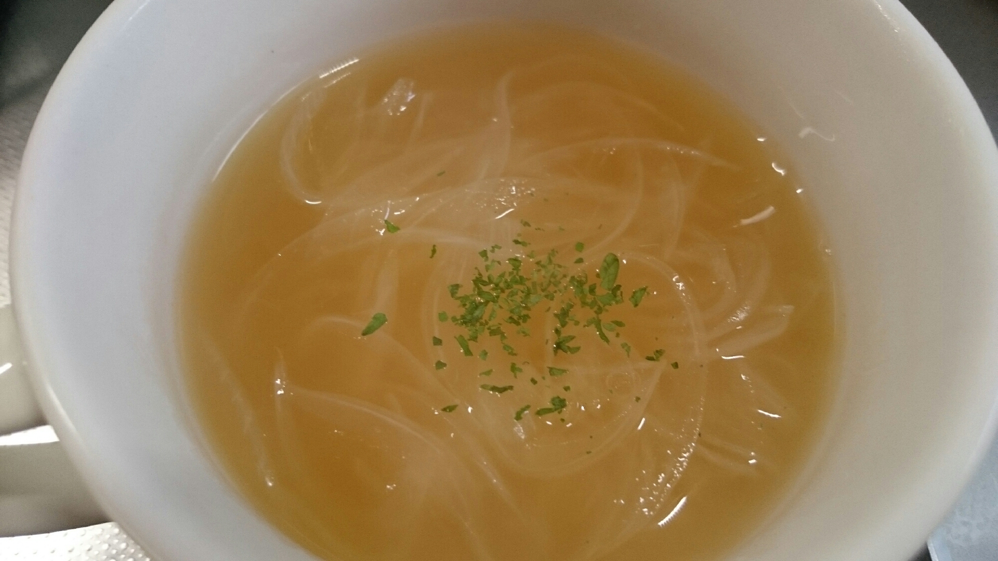 ストウブDe〜簡単玉ねぎスープ