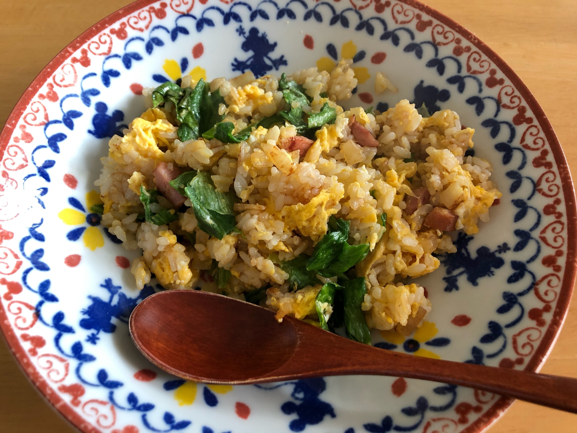 たくあんとレタスのチャーハン