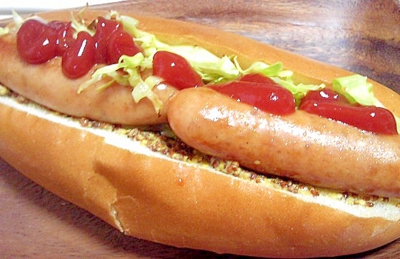 焼き立て熱々ソーセージを挟んでホットドッグ レシピ 作り方 By デラみーやん 楽天レシピ 焼き立て熱々ソーセージを挟んでホットドッグ レシピ 作り方 By デラみーやん 楽天レシピ