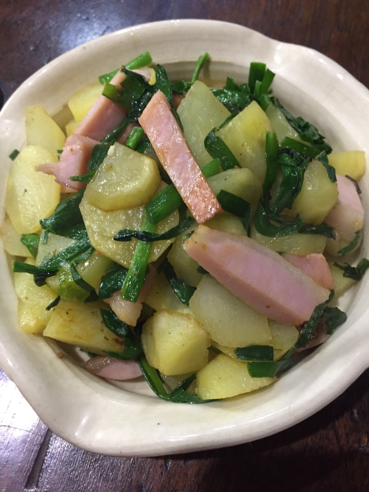 厚切りハムとじゃがいもの炒めもの ダシダで レシピ 作り方 By およねこ45 楽天レシピ 厚切りハムとじゃがいもの炒めもの ダシダで レシピ 作り方 By およねこ45 楽天レシピ