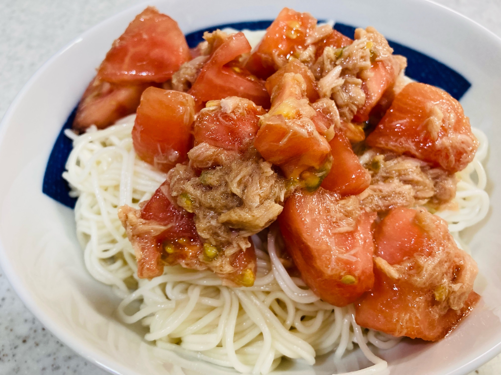 トマトとツナの素麺