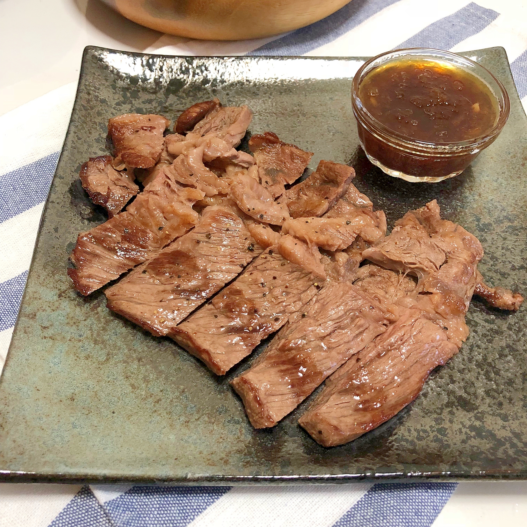 美味しい ビーフステーキと玉ねぎだれ ♪