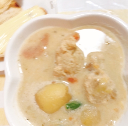 温かい白菜と海老のシチュー