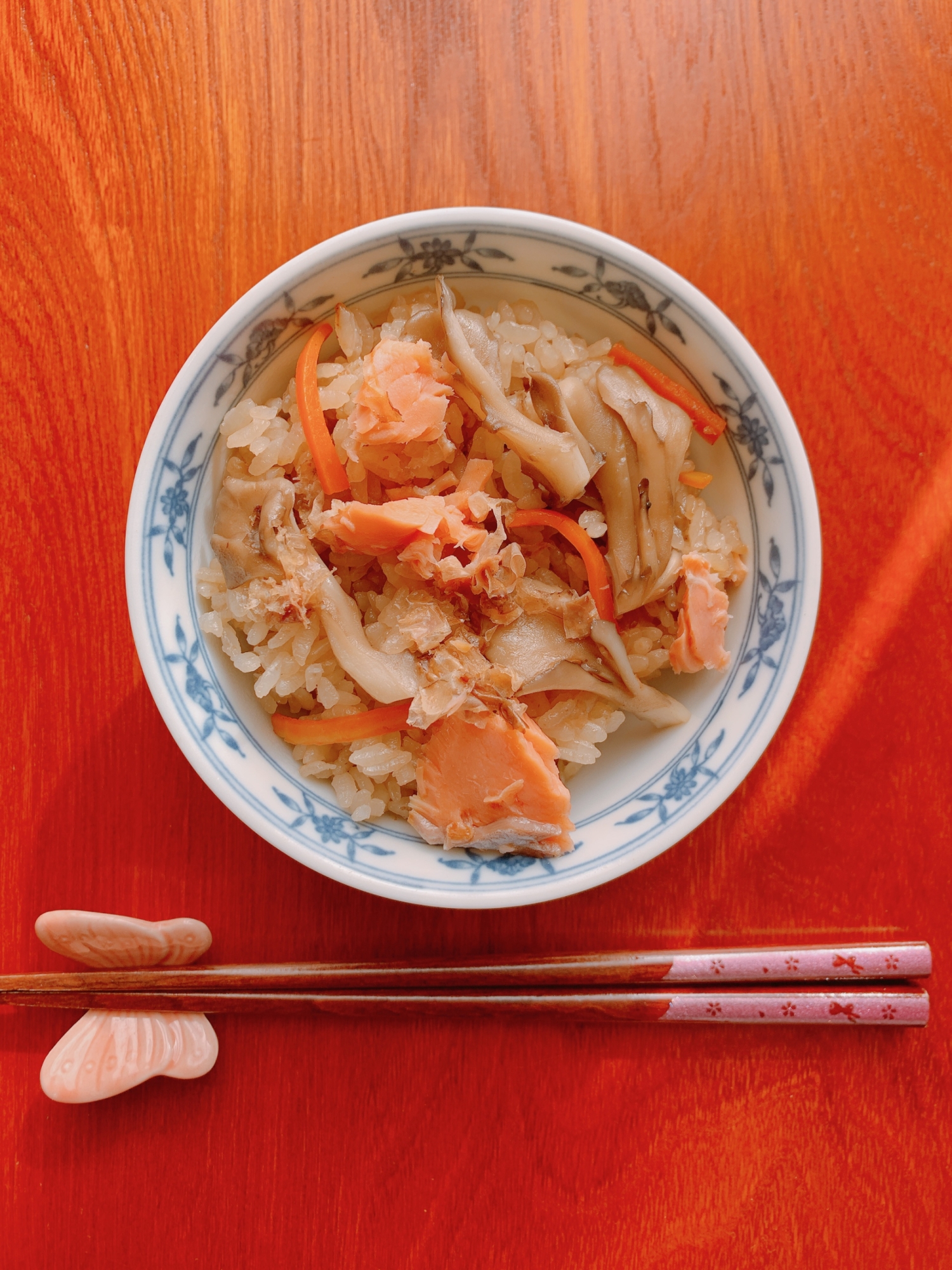 鮭のバター醤油炊き込みご飯