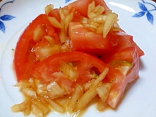 玉ねぎ＋ポン酢＋ゆずドレでトマトのサラダ