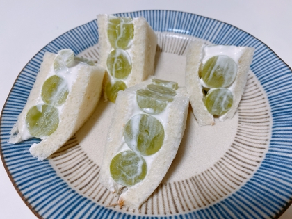 ぶどうサンド