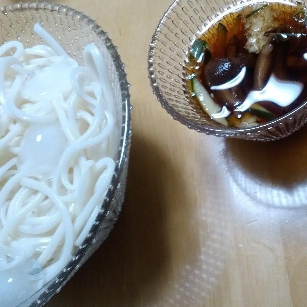 削り節作った素麺つゆで美味しい冷やしそうめん