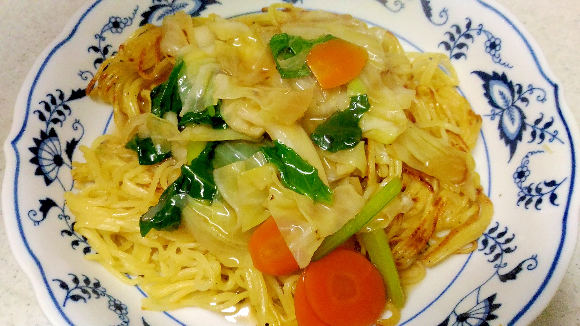 焼きそば麺で野菜あんかけ