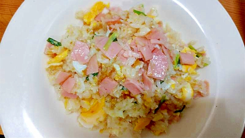 ハムと小ねぎ玉子の焼飯/シュリンプチリソルト