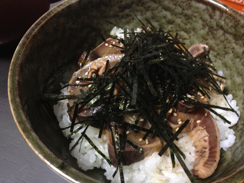 鰹のたたき丼