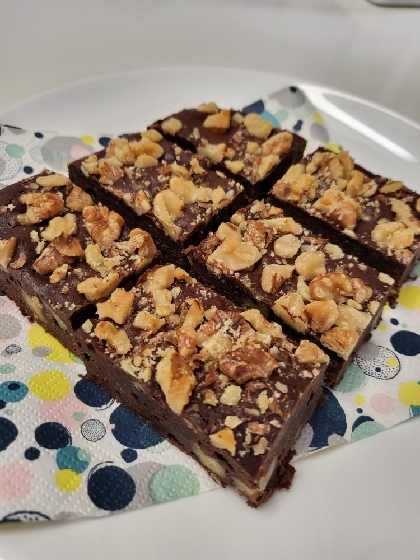 型不要☆くるみたっぷり濃厚ブラウニー