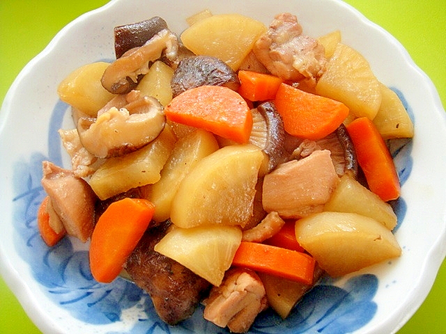 大根と干し椎茸鶏肉の煮物