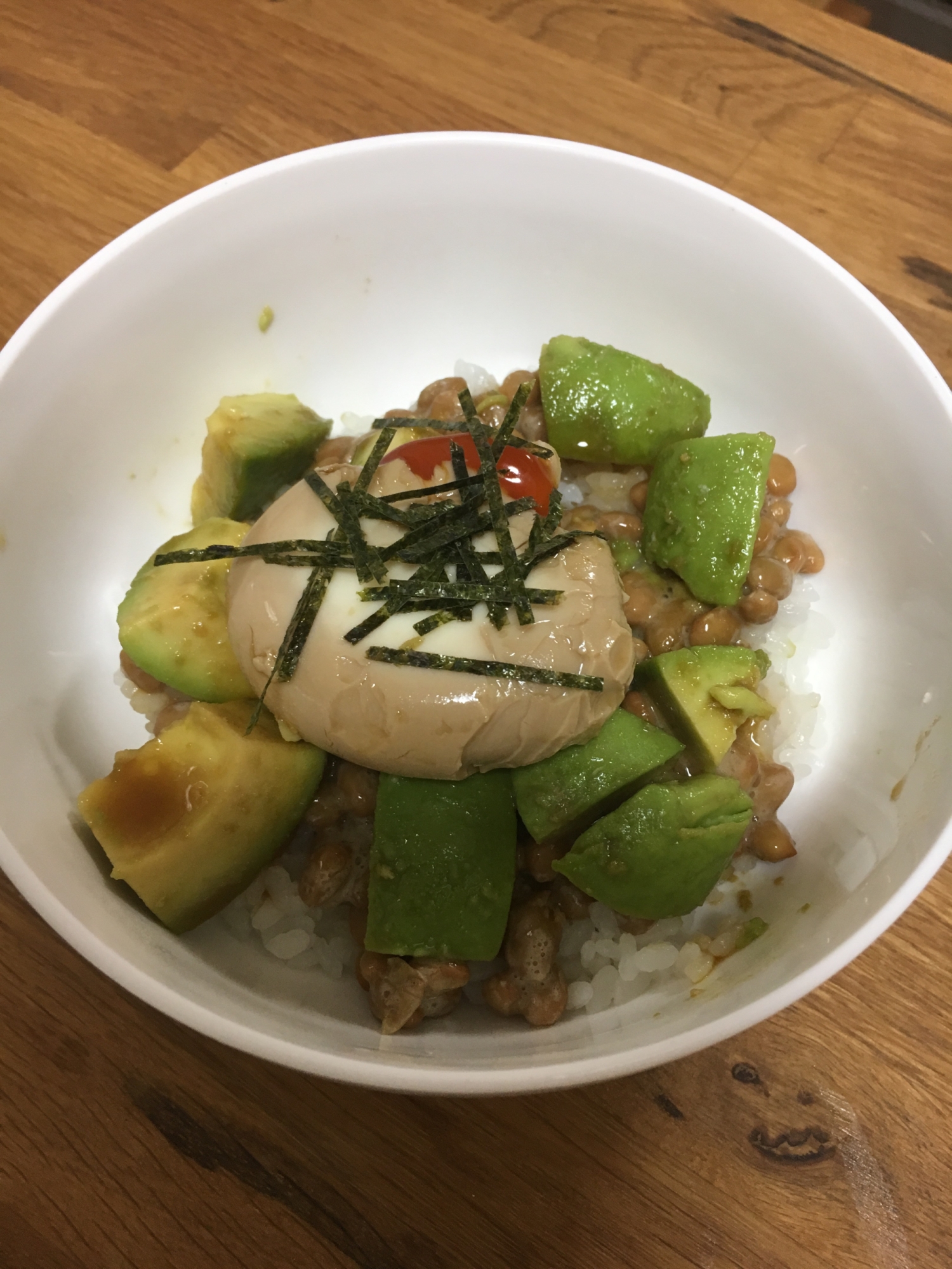 手軽丼！アボカド納豆丼