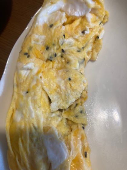 卵焼きアレンジレシピ・黒ごま入り卵焼き