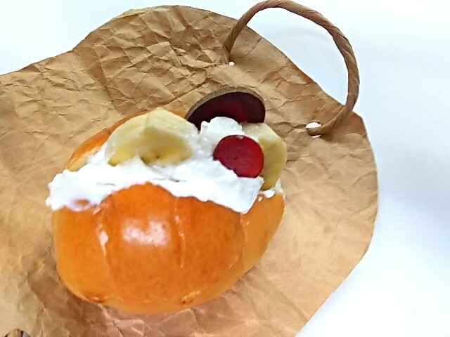 レアチーズ風 水切りヨーグルト☆バナナ桃サンド