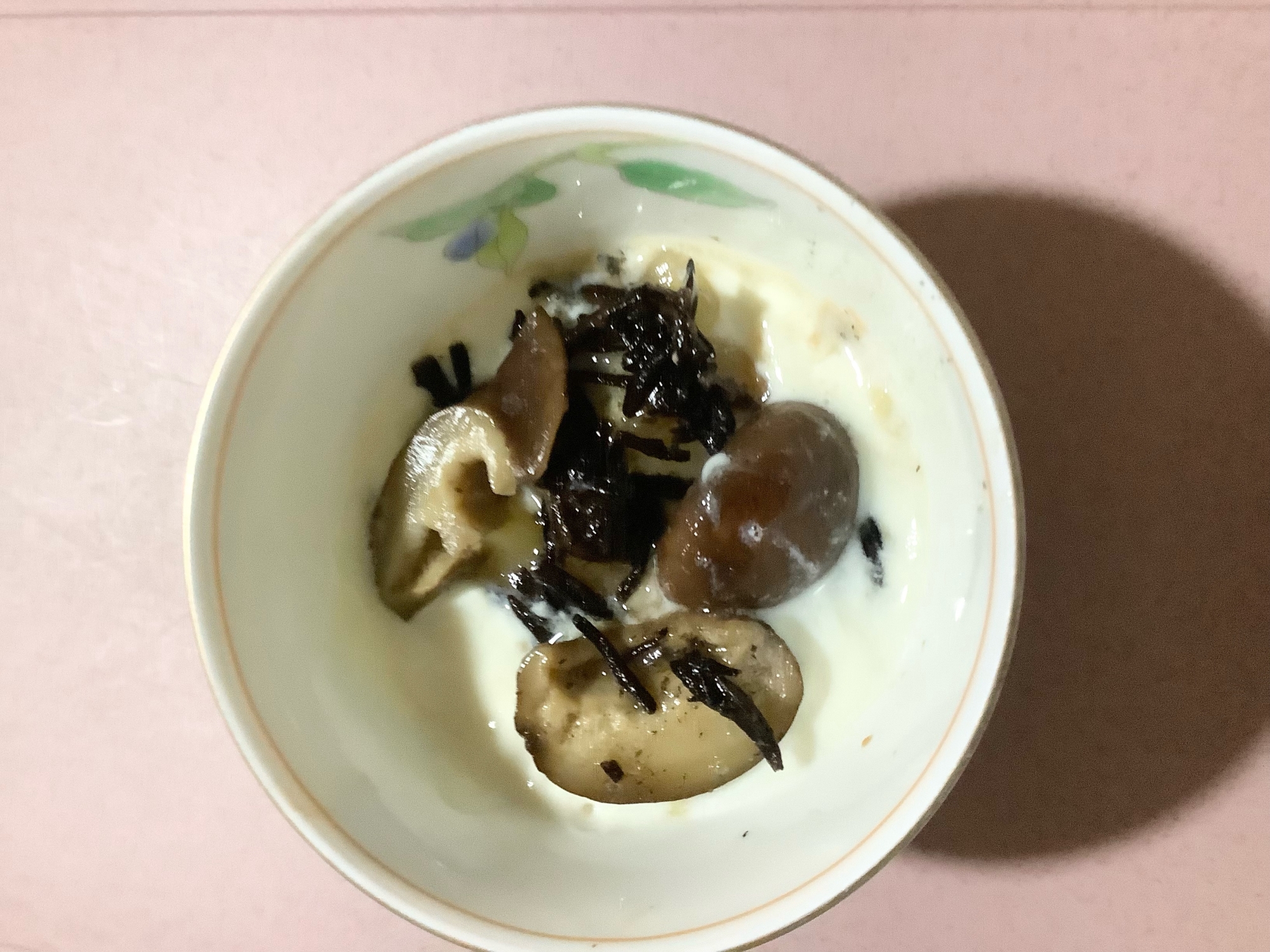 ☆椎茸ひじき☆きなこヨーグルト☆