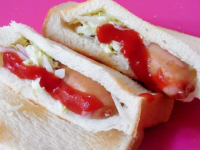 食パン de ホットドック