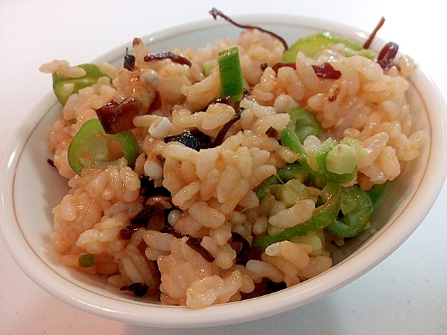 卵黄とオクラと昆布佃煮の混ぜご飯