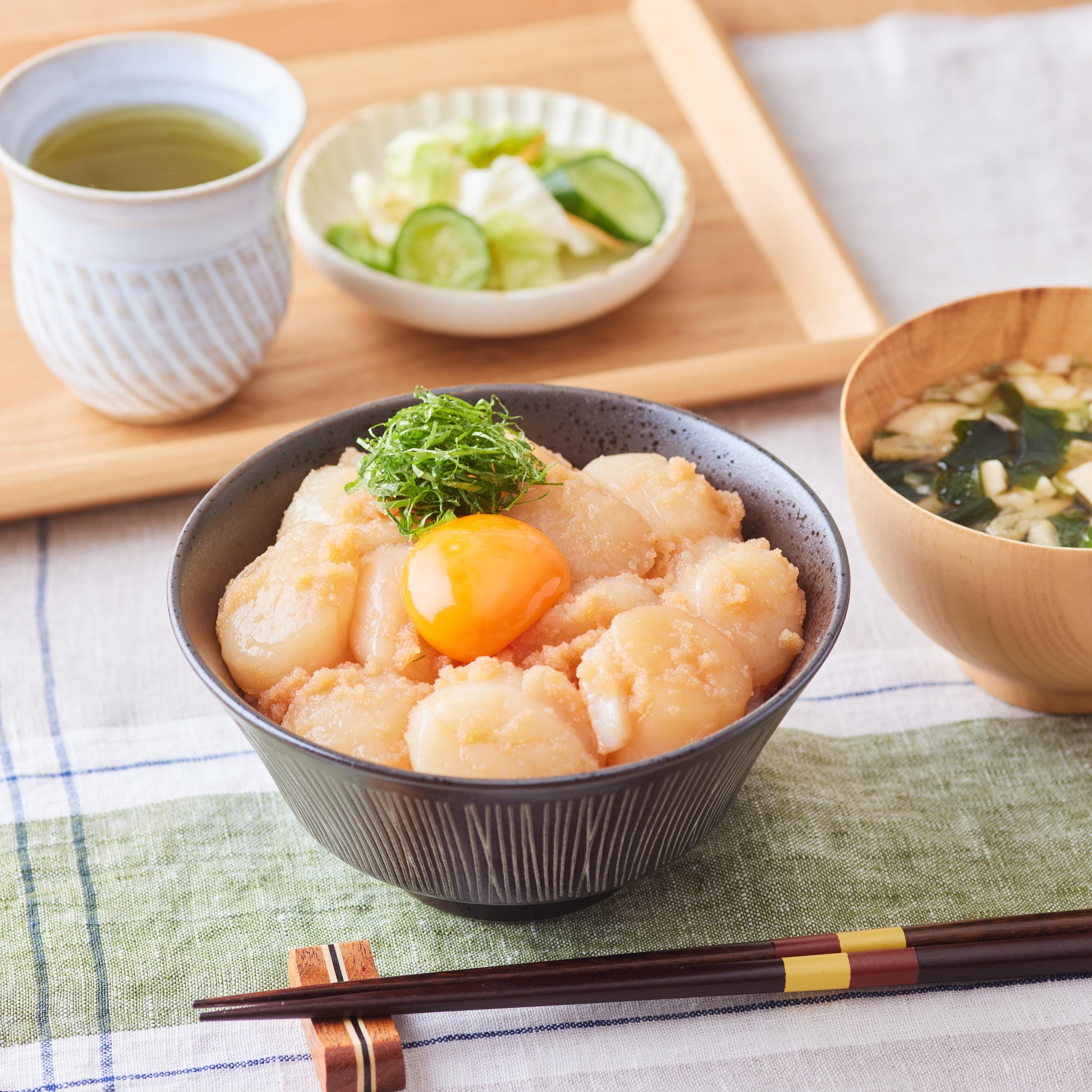 明太子とホタテの月見丼