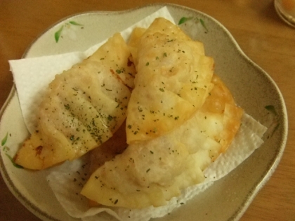 カレーポテト揚げ餃子