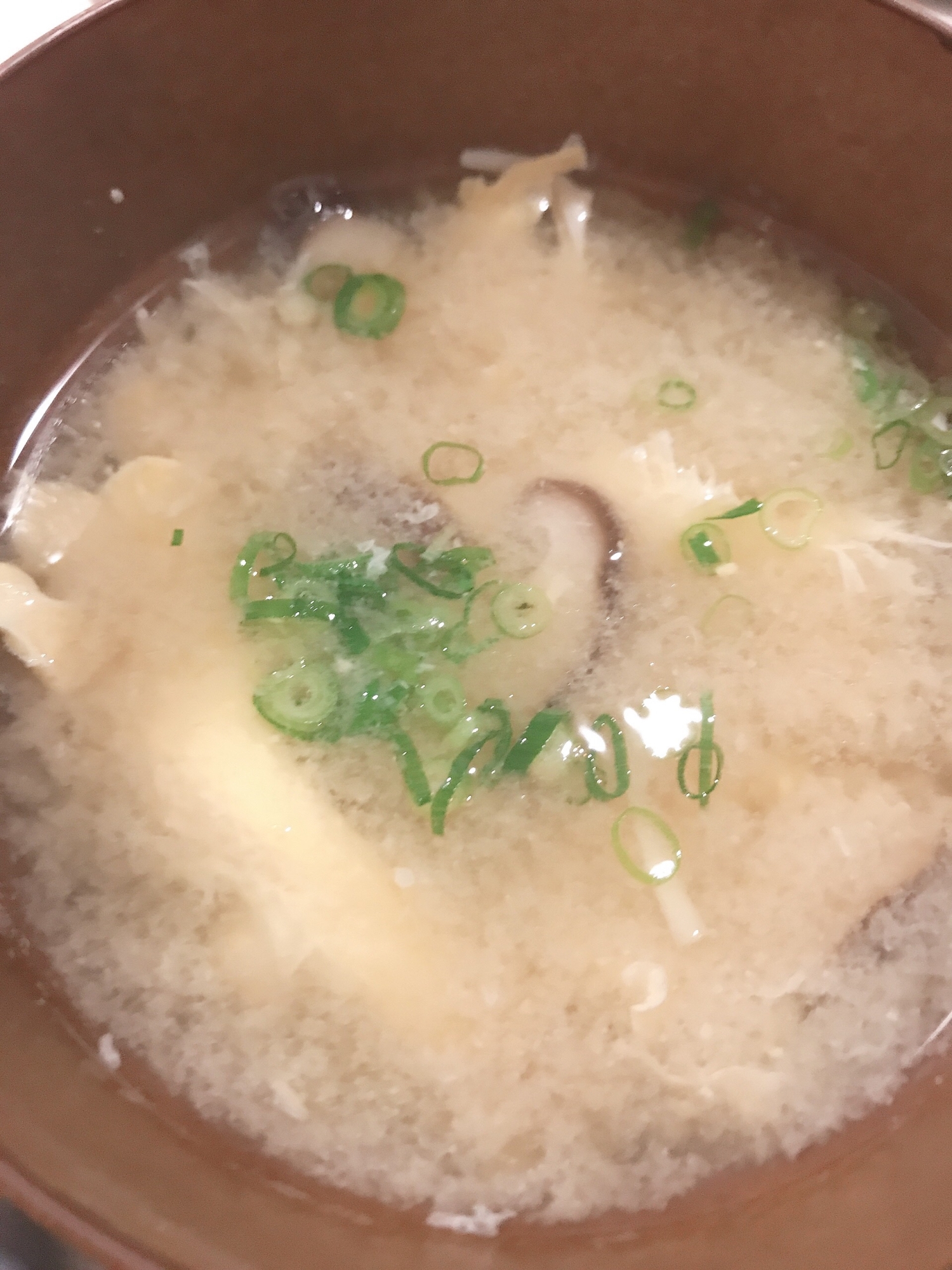 椎茸と卵のお味噌汁 レシピ 作り方 By さくらもち姉さん 楽天レシピ