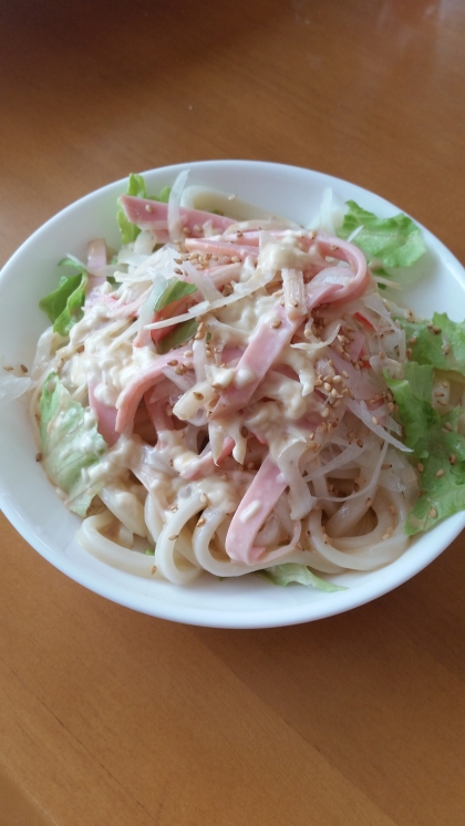 家にあるものでつくったので野菜が少し寂しくなりましたが、タレが食欲をそそう美味しさでペロリと食べてしまいました(*^^*)
ごちそうさまでした‼