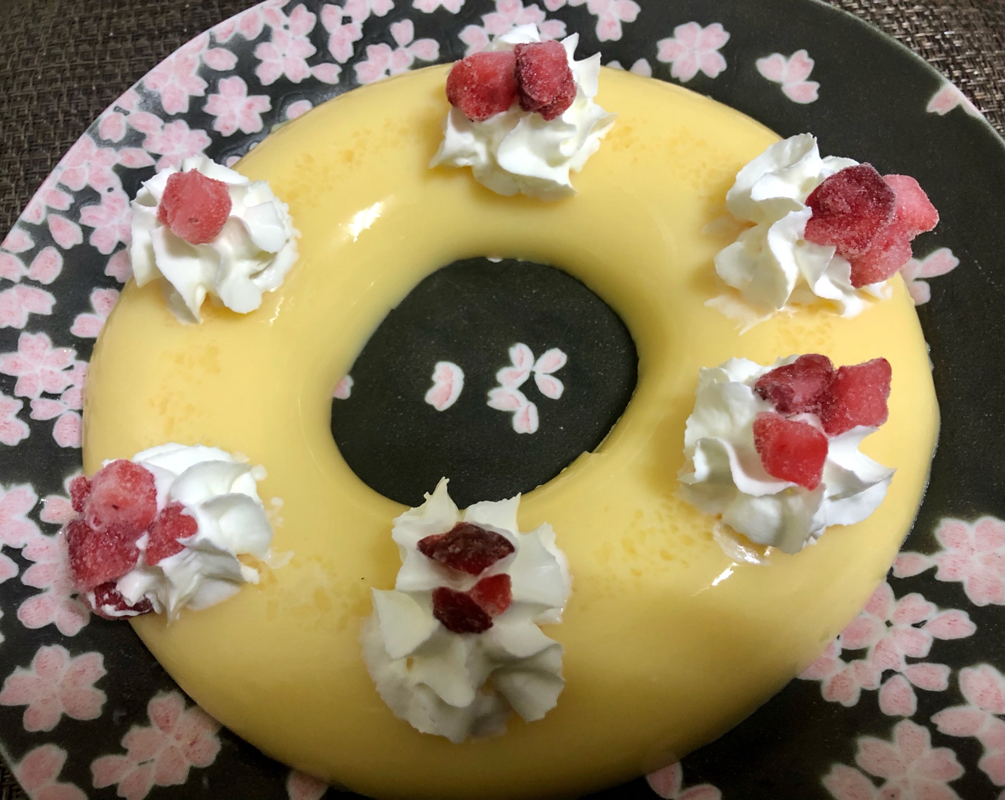 ゼラチン使用 失敗なしのエンゼル型プリン レシピ 作り方 By りんりんりん 楽天レシピ