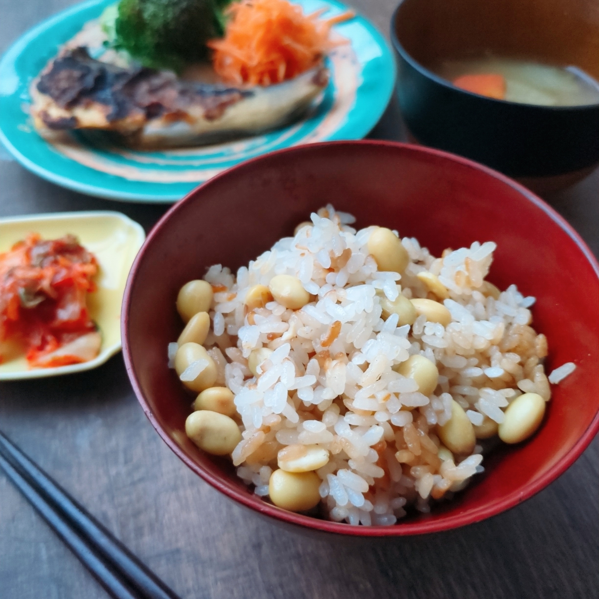 大豆のうまみがぎゅっと大豆ごはん