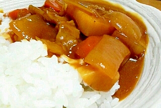 市販のカレールウで牛すじカレー