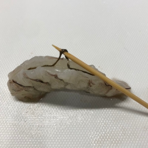 えびの背わたの取り方と下処理 レシピ 作り方 By 夕日を見上げる猫 楽天レシピ えびの背わたの取り方と下処理 レシピ 作り方 By 夕日を見上げる猫 楽天レシピ