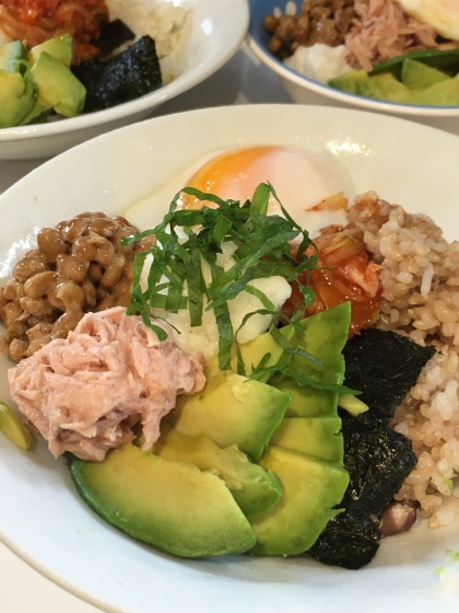 ごま油が隠し味☆ねばねば丼