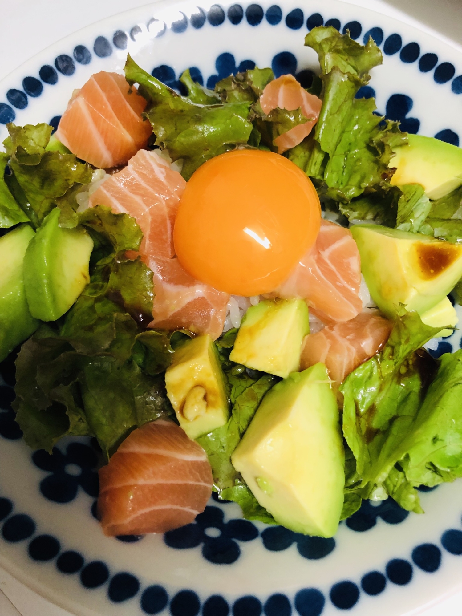 ☆我が家のご馳走サーモン丼☆