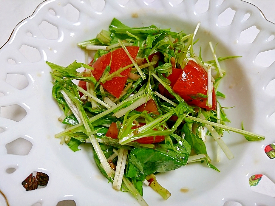 バルサミコドレッシングで～トマトと水菜のサラダ