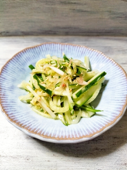 きょうはこちら♬あまりの暑さにやる気スイッチ入らず(-_-;)食欲だけはあるので夕方からもぞもぞと動いて頑張る事に❢茗荷と生姜で美味浅漬け✨素敵レシピ感謝です❤