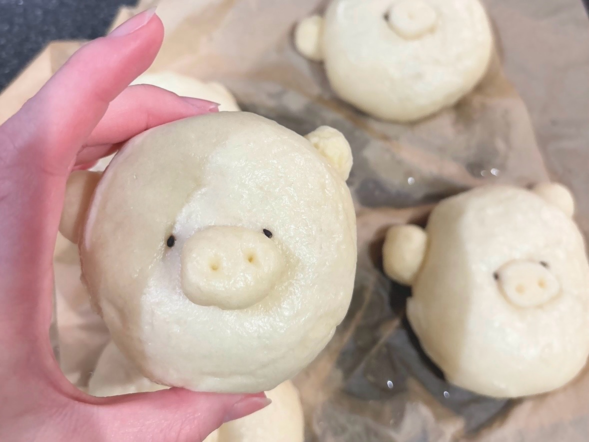かわいいブタさんの手作り肉まん('∞')