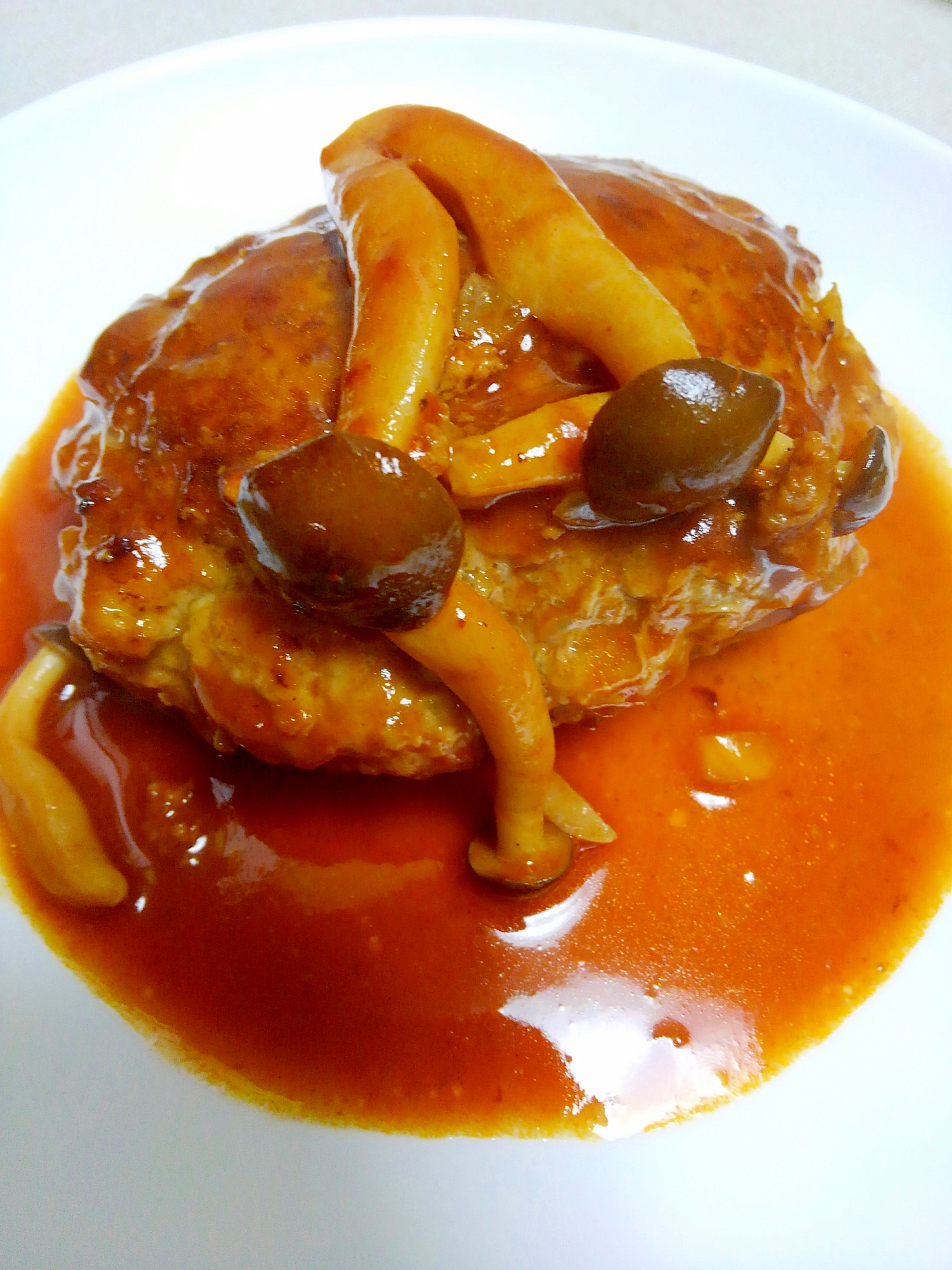 家にあるもので簡単　煮込みハンバーグ