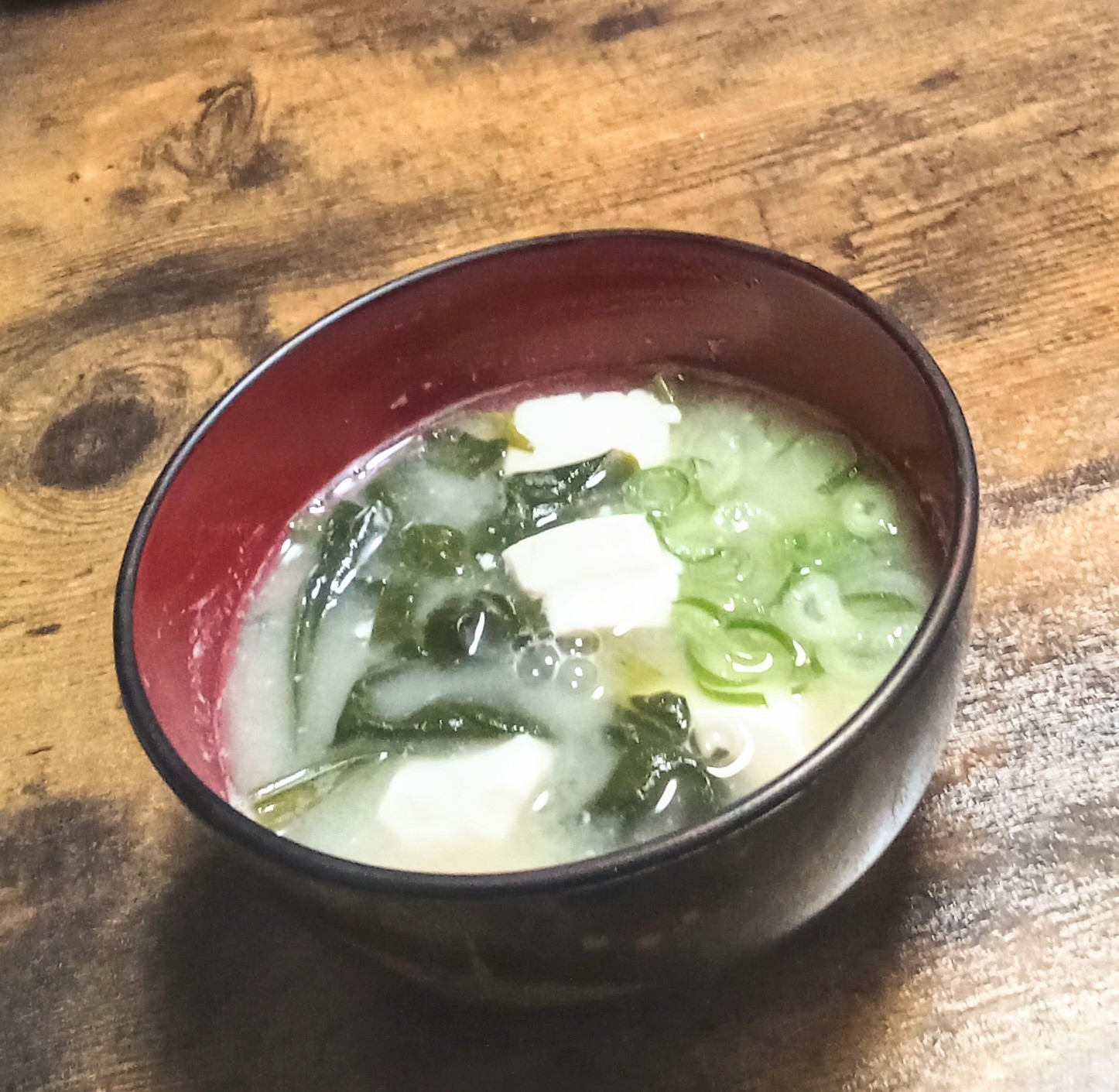 昆布だしDeほうれん草と豆腐の味噌汁