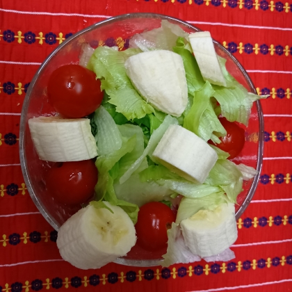 りんご♪緑の野菜サラダ