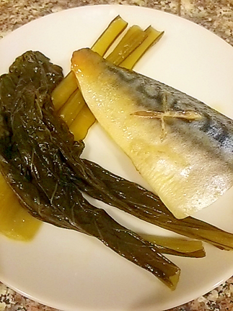 鯖と小松菜のからし酢味噌煮