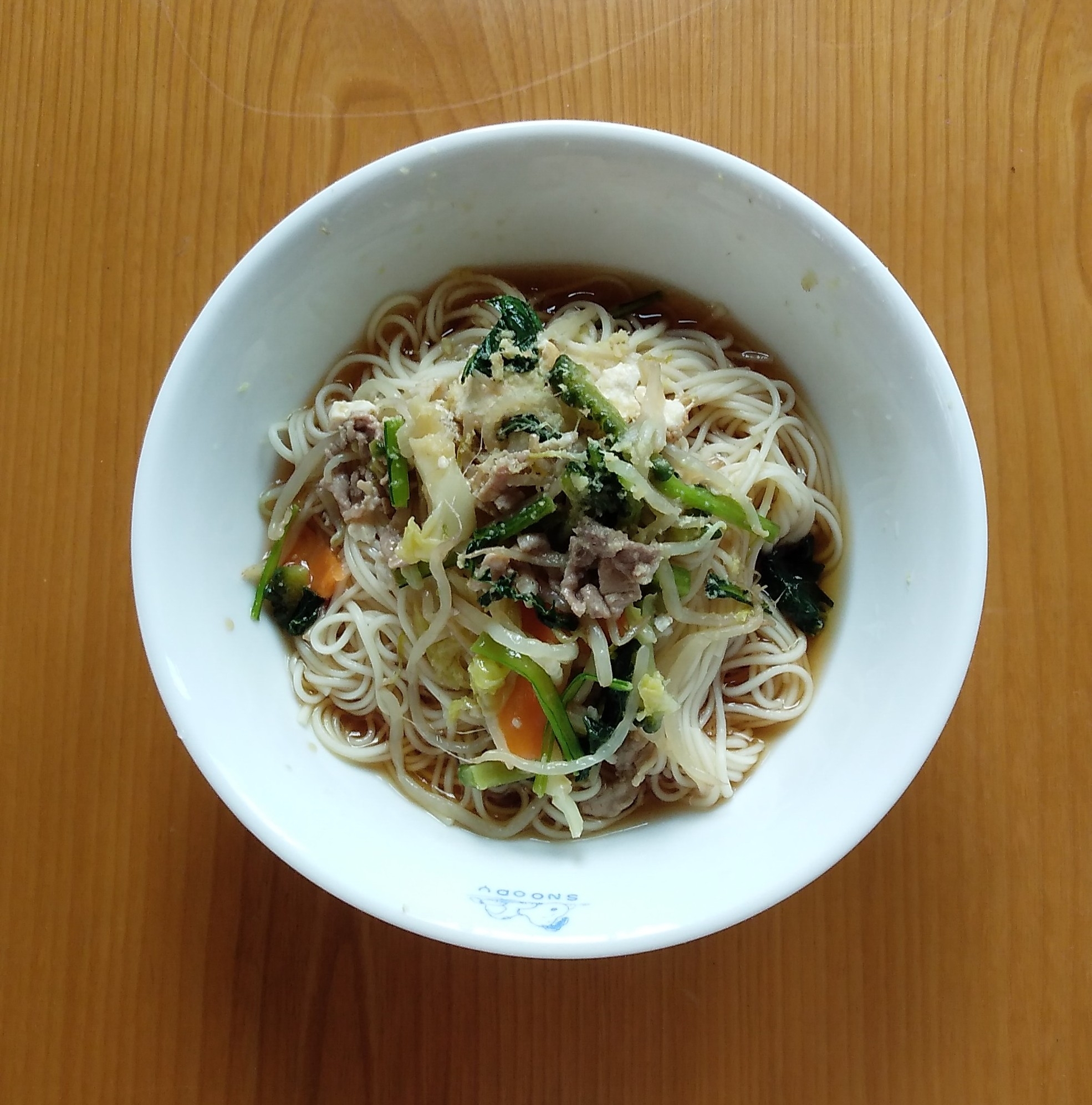 野菜炒めそうめんぶっかけ丼