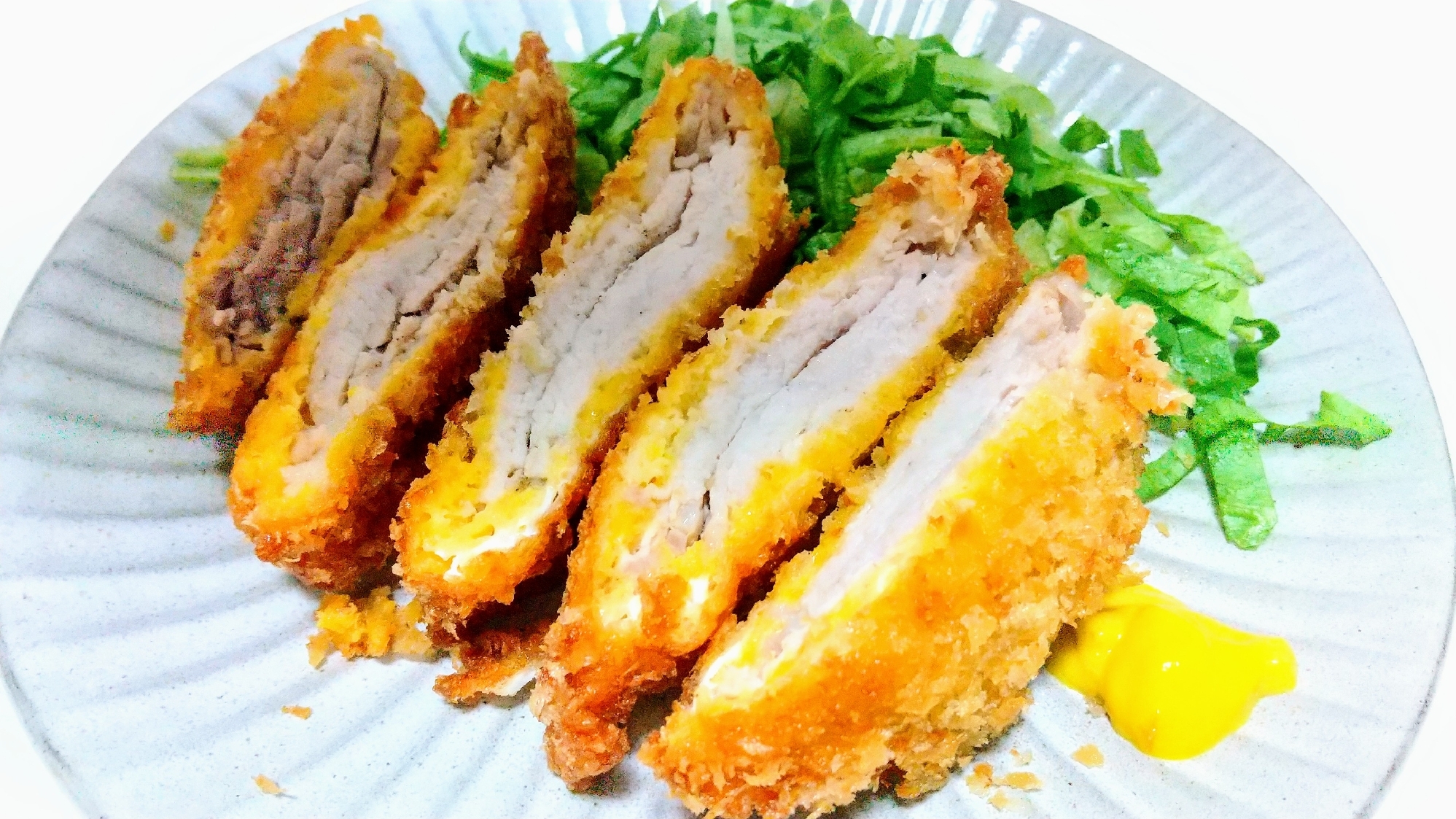 豚ロース肉のミルフィーユカツ