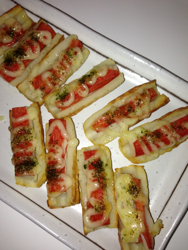 ちくわとカニカマのマヨチーズ焼き