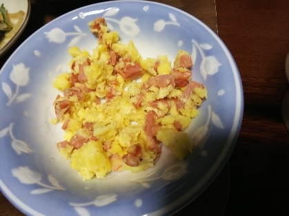 利用者様のお給食で出まして食べたくなりました。お芋が美味しい季節ですね