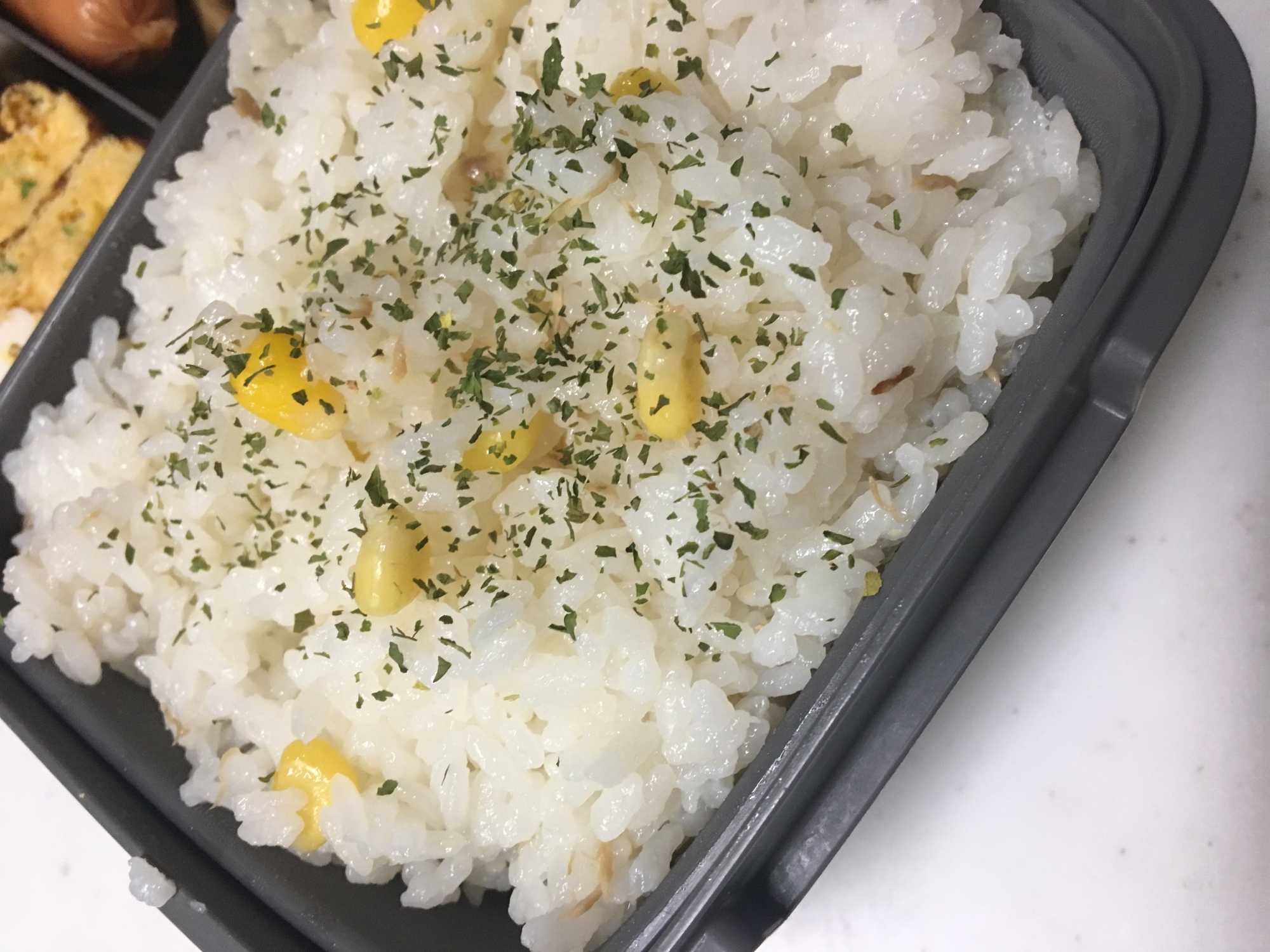 お弁当に✨ツナとコーンの炊き込みご飯(^^)
