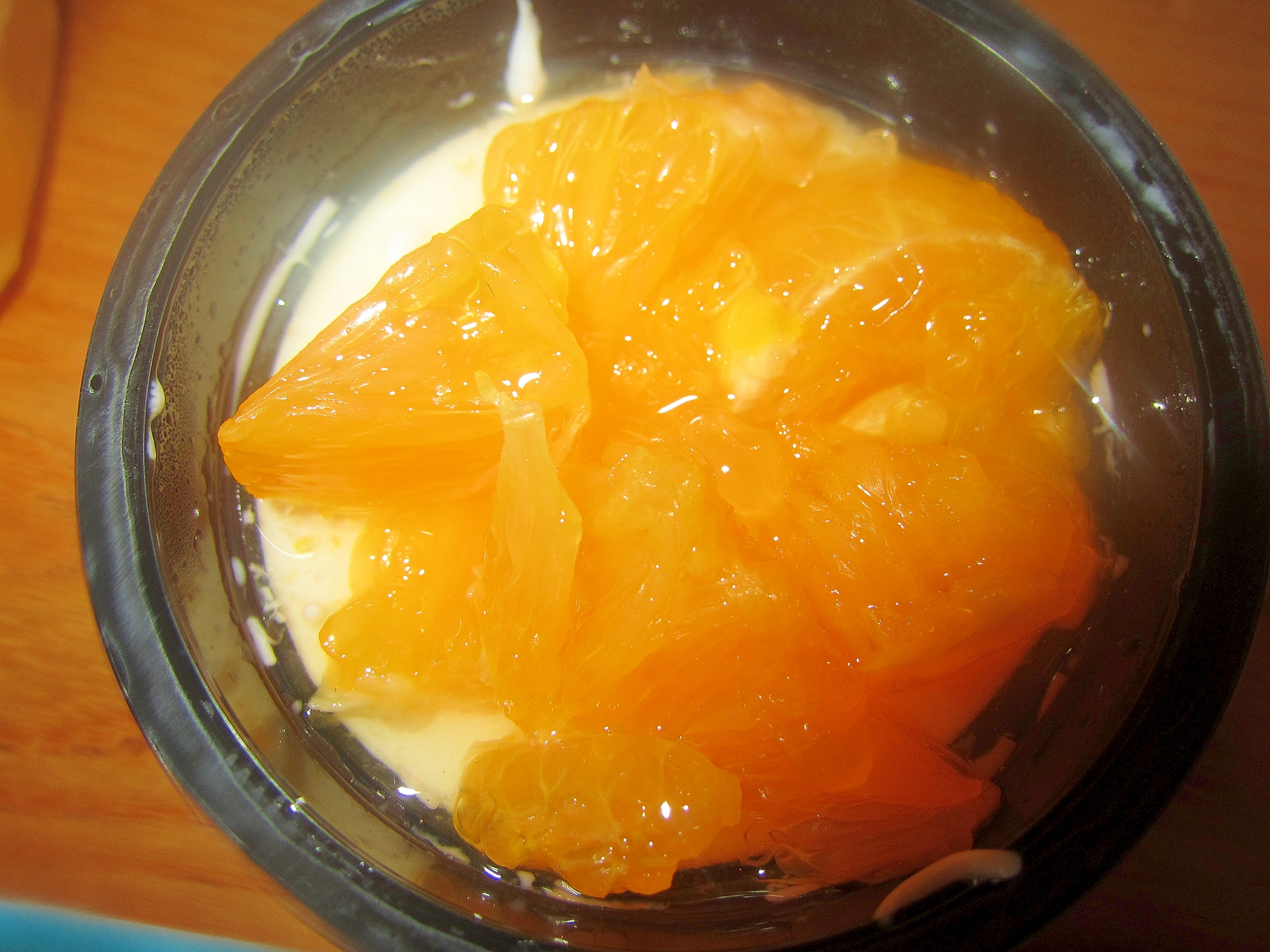 オレンジのシロップと杏仁豆腐